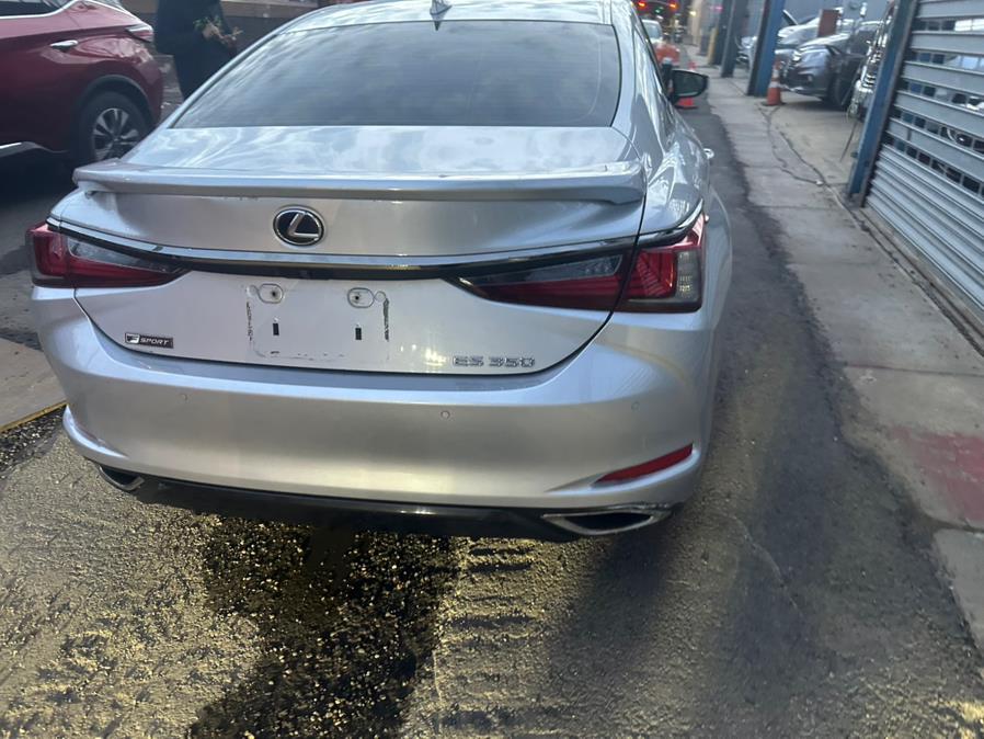 2019 Lexus ES ES photo