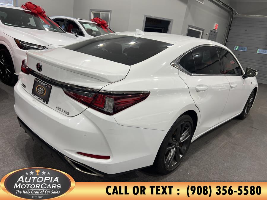 2021 Lexus ES 350 photo