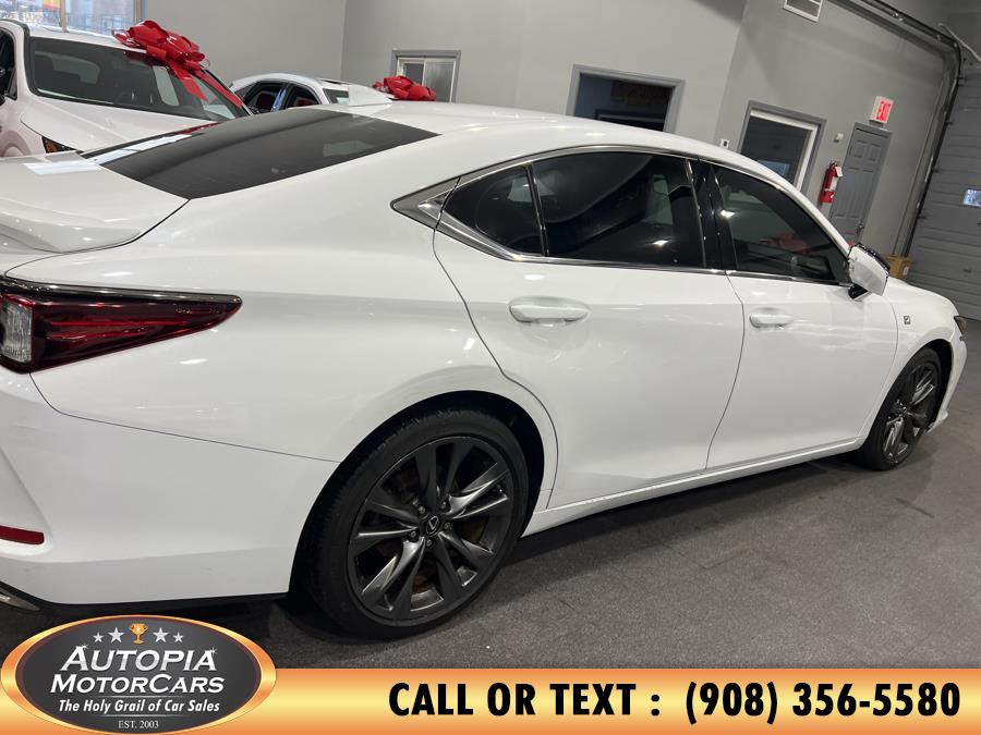 2021 Lexus ES 350 photo