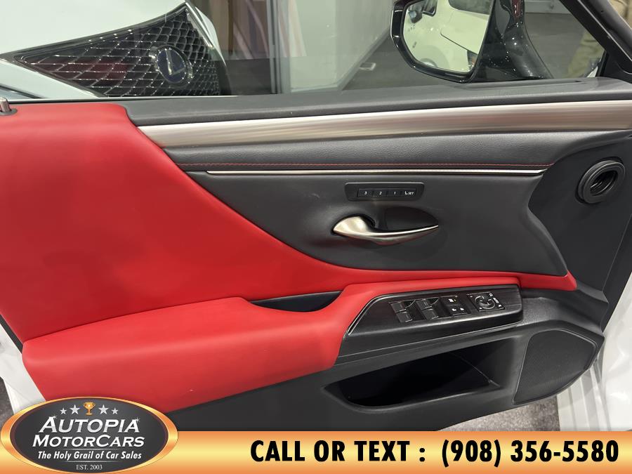 2021 Lexus ES 350 photo