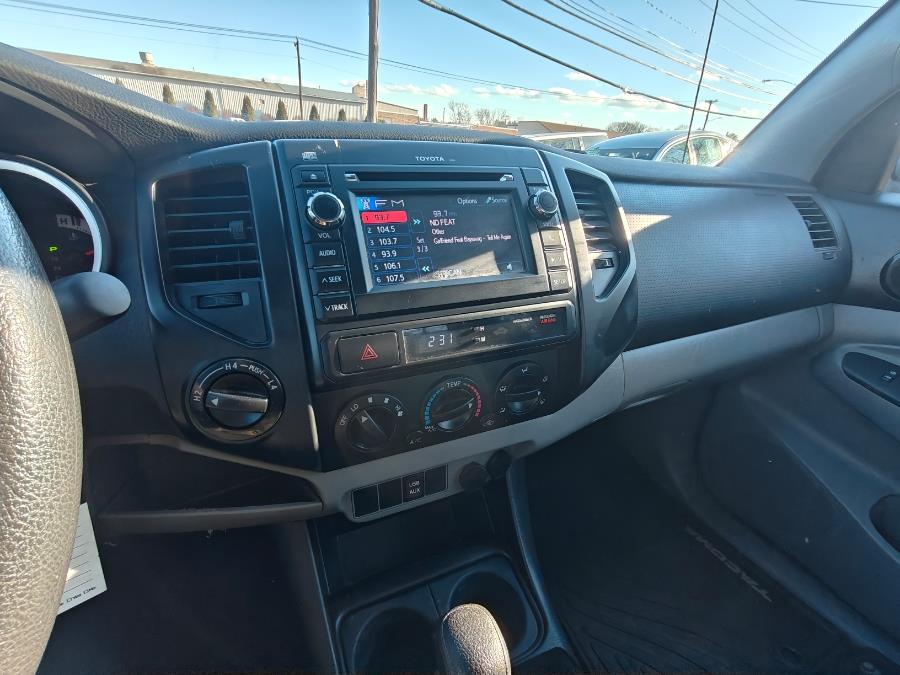 2013 Toyota Tacoma V6 photo