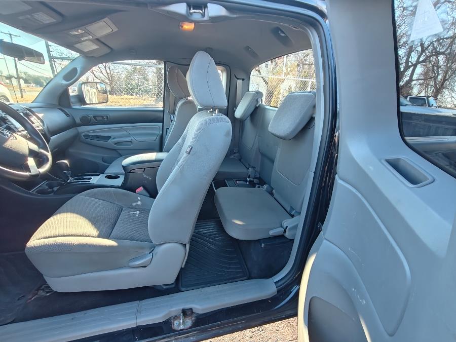 2013 Toyota Tacoma V6 photo