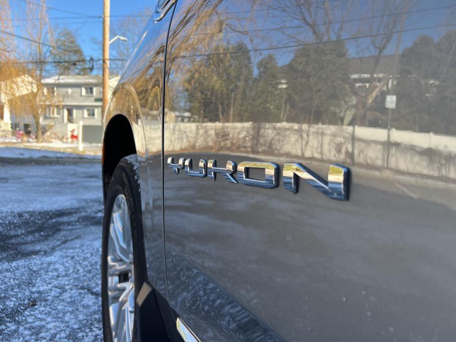 2022 GMC Yukon 4WD 4dr SLT photo