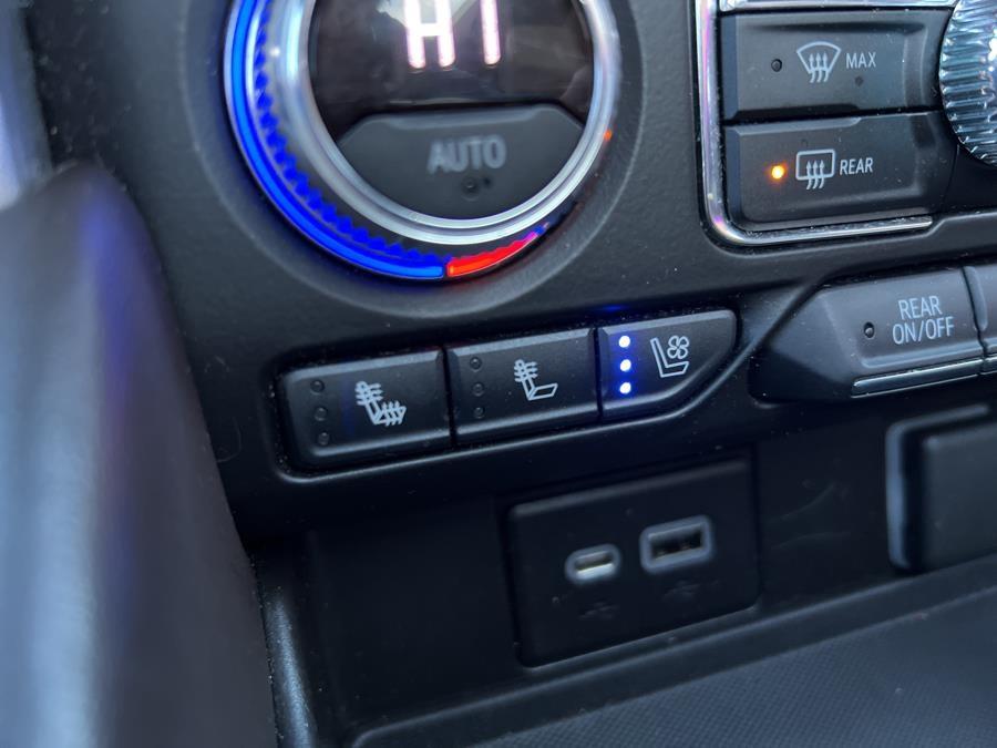 2022 GMC Yukon 4WD 4dr SLT photo