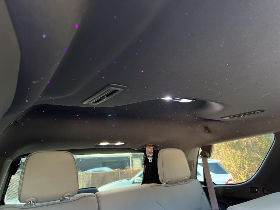 2022 GMC Yukon 4WD 4dr SLT photo