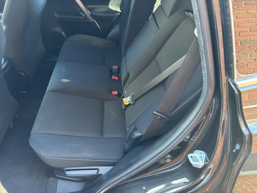 2017 Toyota RAV4 Hybrid XLE AWD photo