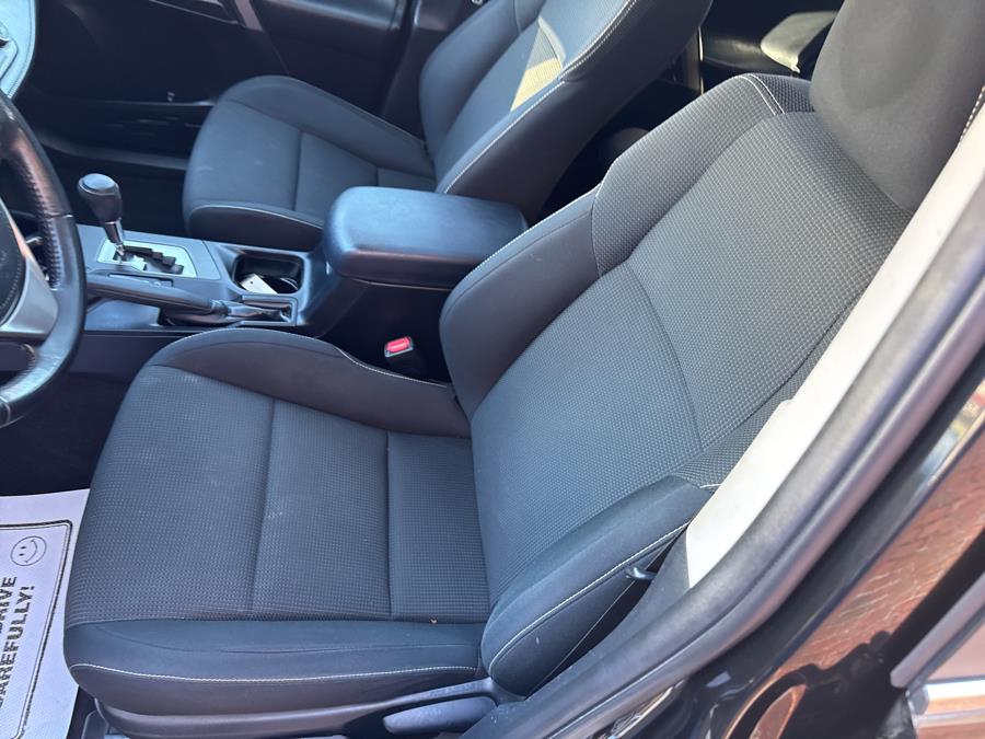 2017 Toyota RAV4 Hybrid XLE AWD photo