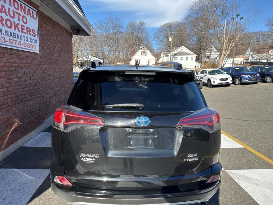 2017 Toyota RAV4 Hybrid XLE AWD photo