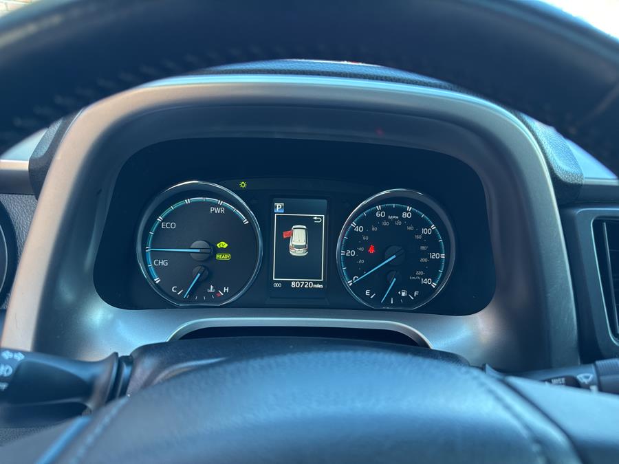 2017 Toyota RAV4 Hybrid XLE AWD photo