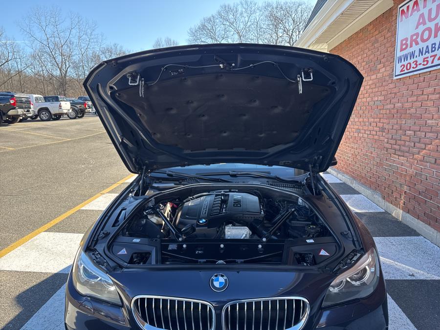 2016 BMW 5-Series 4dr Sdn 535i xDrive AWD photo