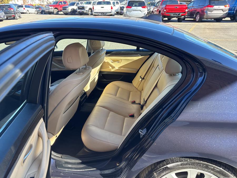 2016 BMW 5-Series 4dr Sdn 535i xDrive AWD photo