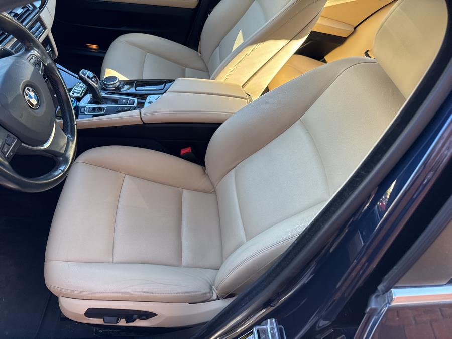 2016 BMW 5-Series 4dr Sdn 535i xDrive AWD photo