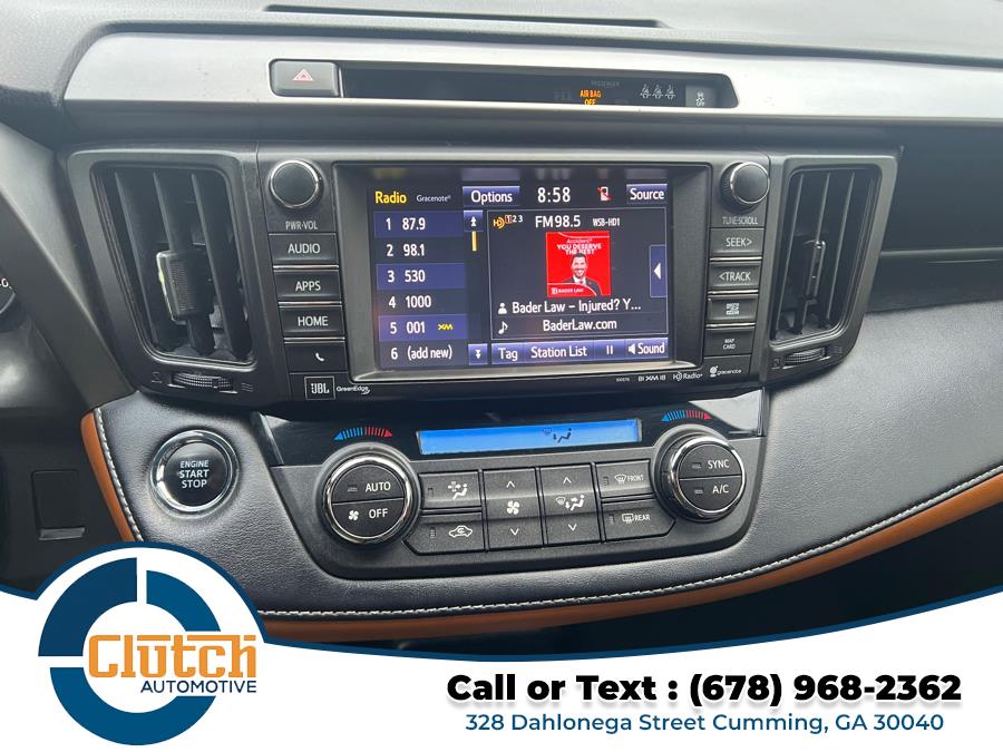 2018 Toyota RAV4 SE FWD (Natl) photo