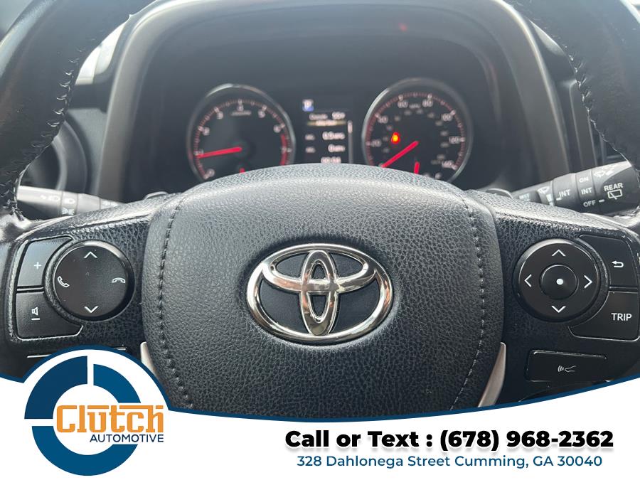 2018 Toyota RAV4 SE FWD (Natl) photo
