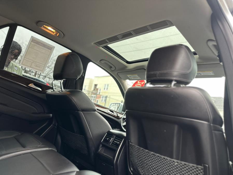 2013 Mercedes-Benz M-Class ML350 4MATIC photo