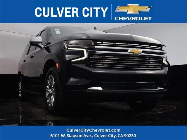 2023 Chevrolet Suburban Premier photo