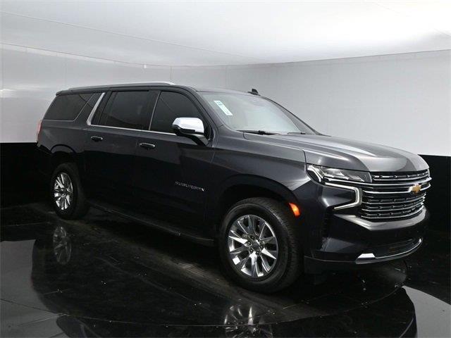 2023 Chevrolet Suburban Premier photo