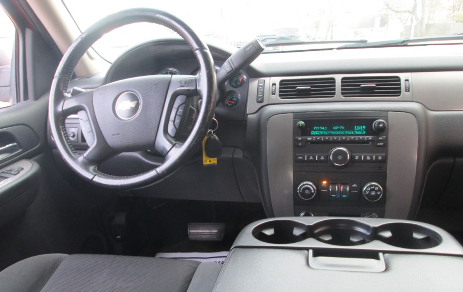 2009 Chevrolet Avalanche LS photo