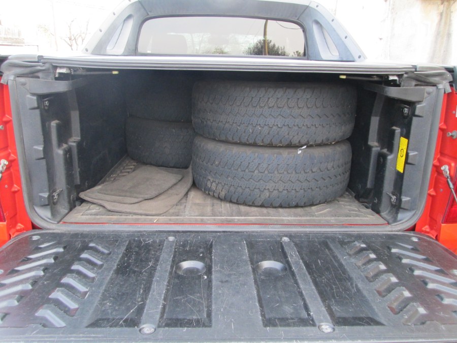 2009 Chevrolet Avalanche LS photo