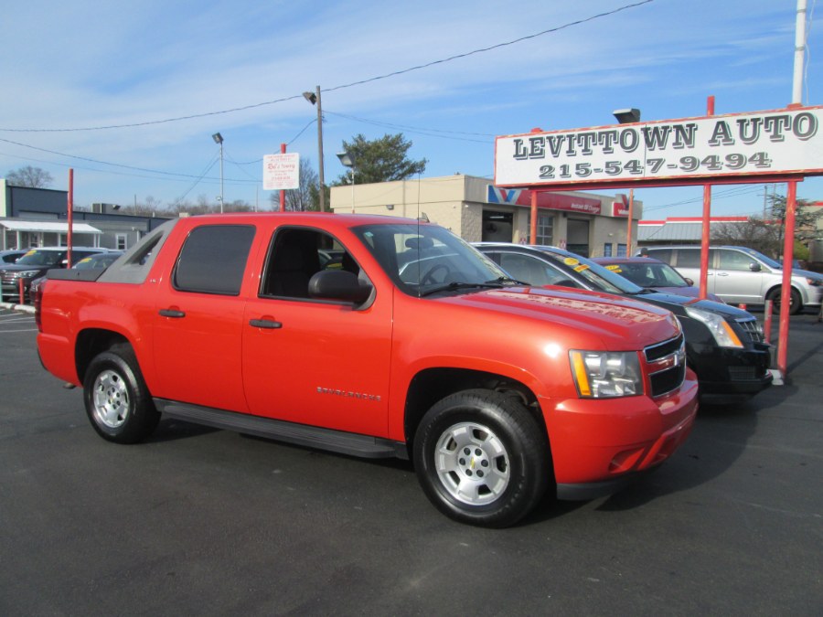 2009 Chevrolet Avalanche LS photo