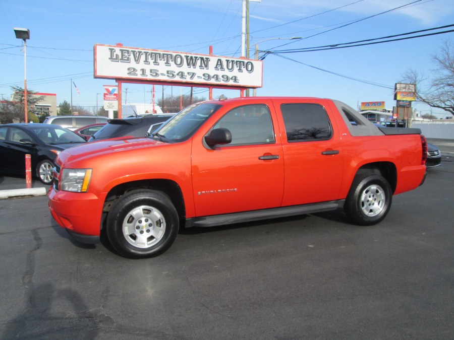 2009 Chevrolet Avalanche LS photo