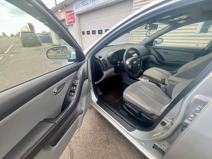 2010 Hyundai Elantra GLS photo