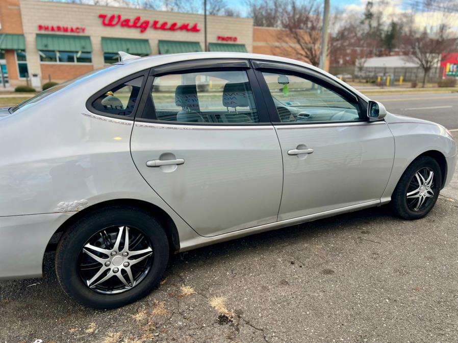 2010 Hyundai Elantra GLS photo