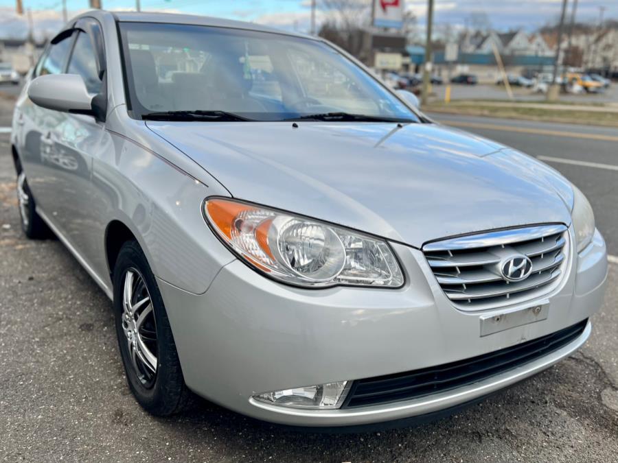 2010 Hyundai Elantra GLS photo