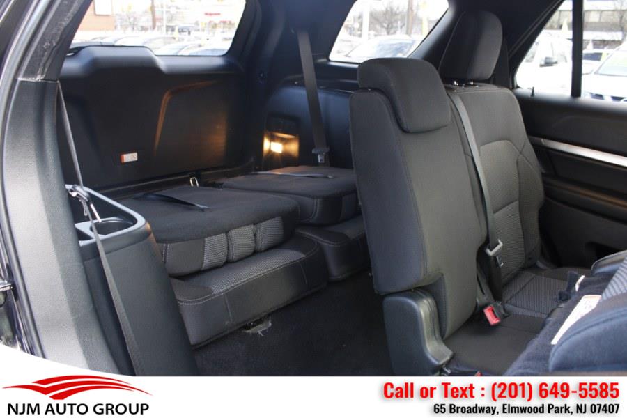 2019 Ford Explorer XLT 4WD photo