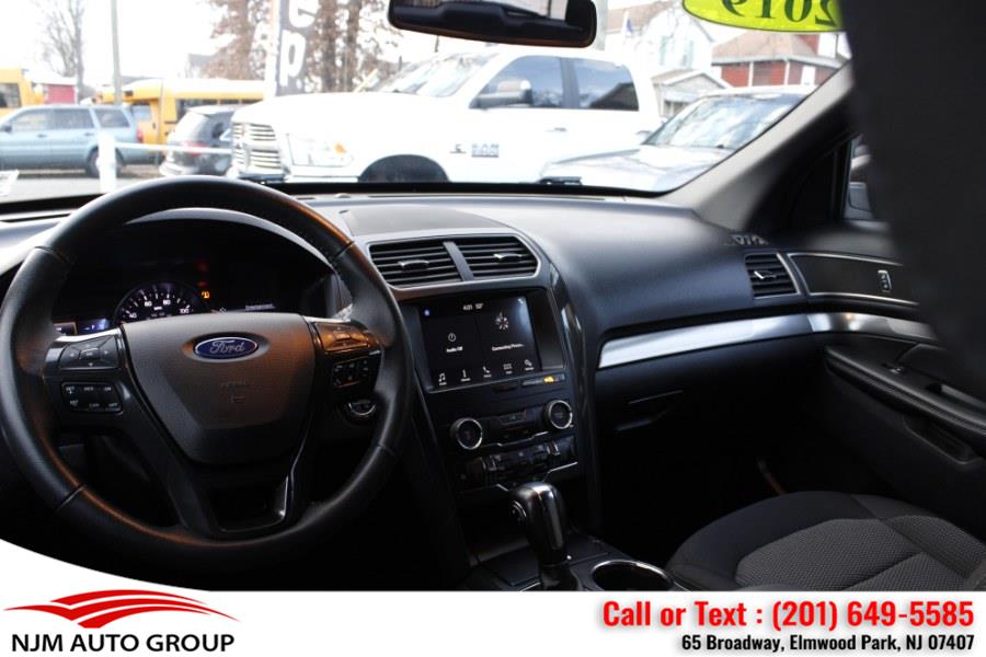 2019 Ford Explorer XLT 4WD photo