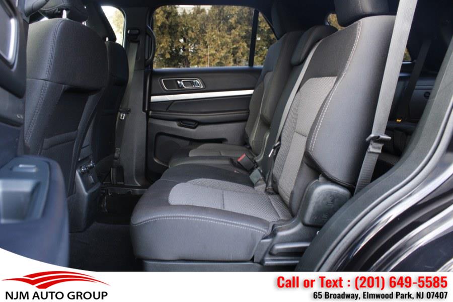 2019 Ford Explorer XLT 4WD photo
