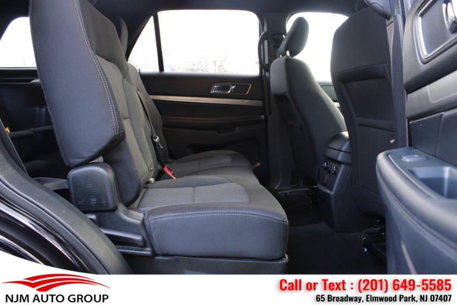2019 Ford Explorer XLT 4WD photo