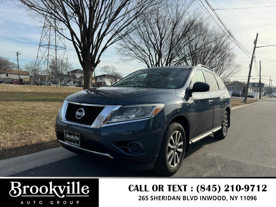 2014 Nissan Pathfinder S photo