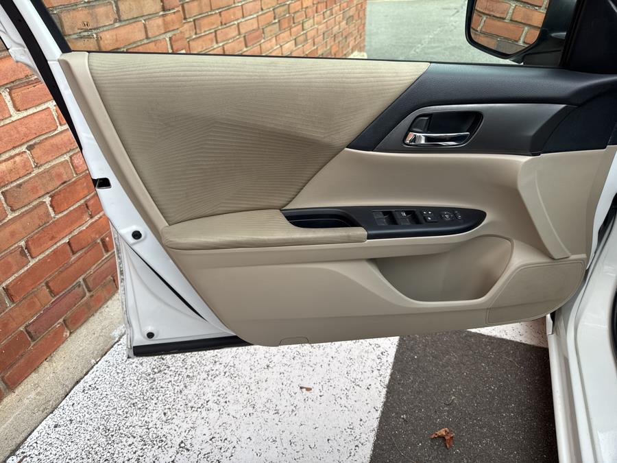 2015 Honda ACCORD SEDAN 4dr LX photo
