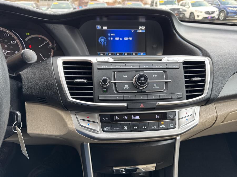 2015 Honda ACCORD SEDAN 4dr LX photo