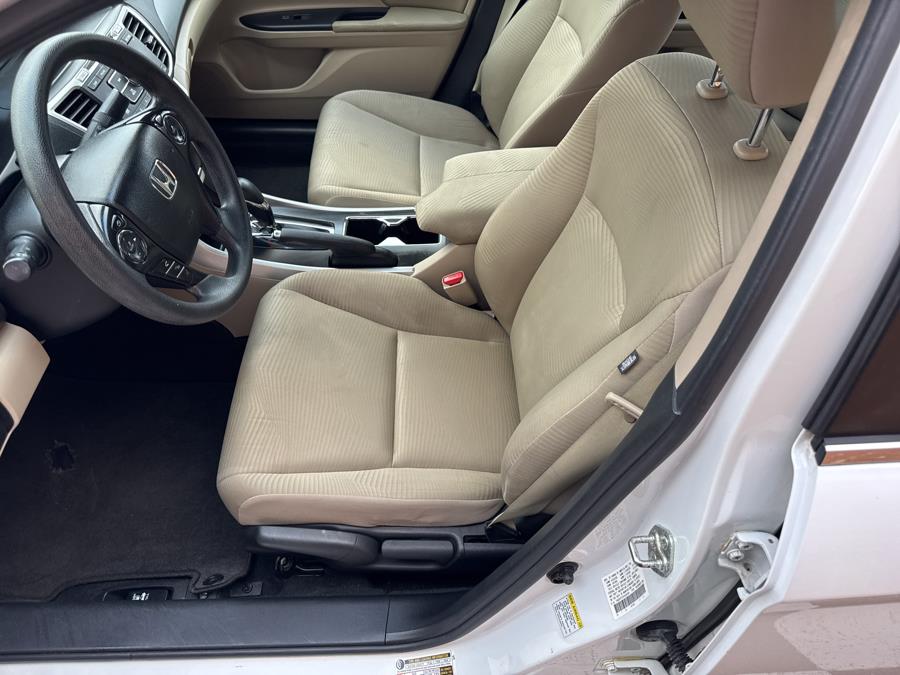 2015 Honda ACCORD SEDAN 4dr LX photo