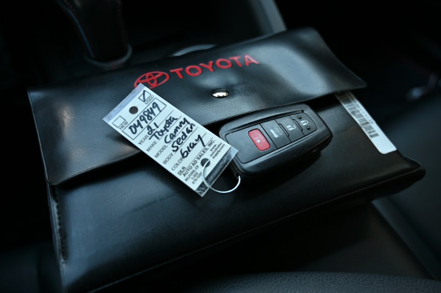 2021 Toyota Camry TRD V6 Auto photo