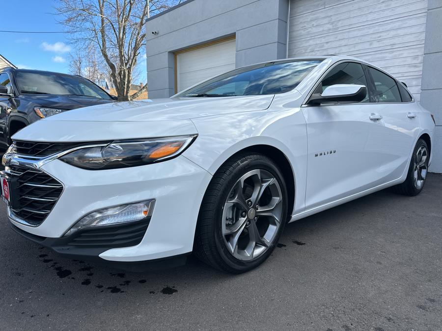 2021 Chevrolet Malibu 4dr Sdn LT photo