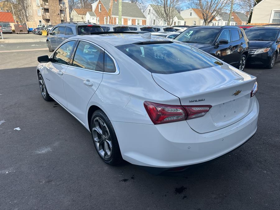 2021 Chevrolet Malibu 4dr Sdn LT photo