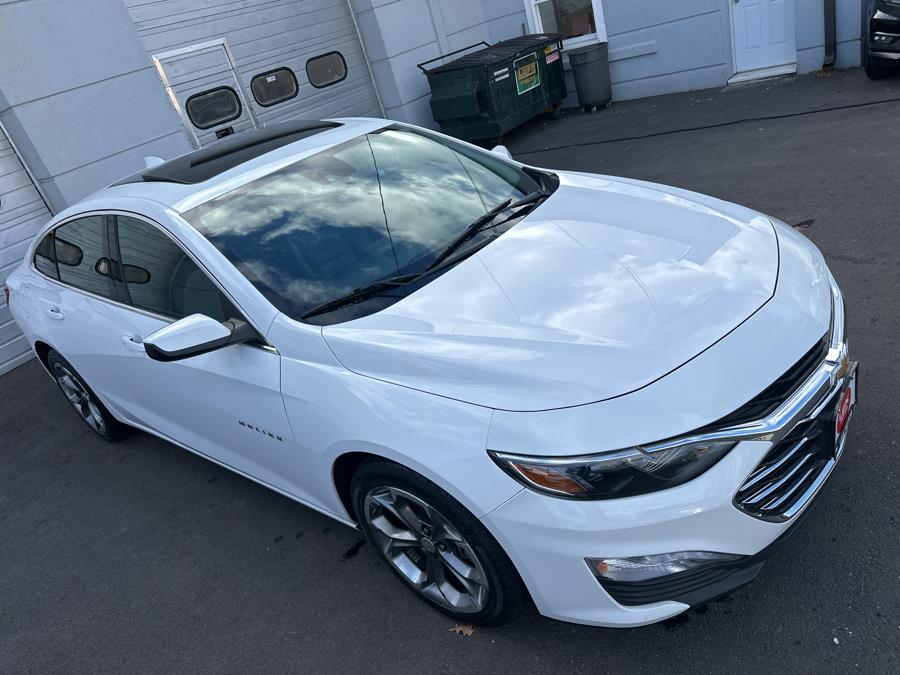 2021 Chevrolet Malibu 4dr Sdn LT photo