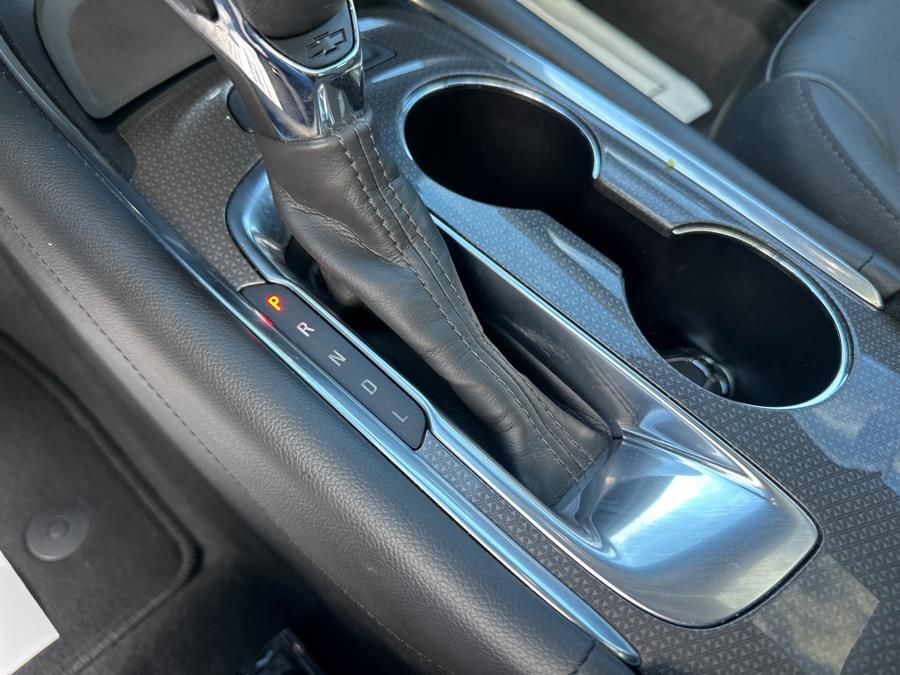 2021 Chevrolet Malibu 4dr Sdn LT photo