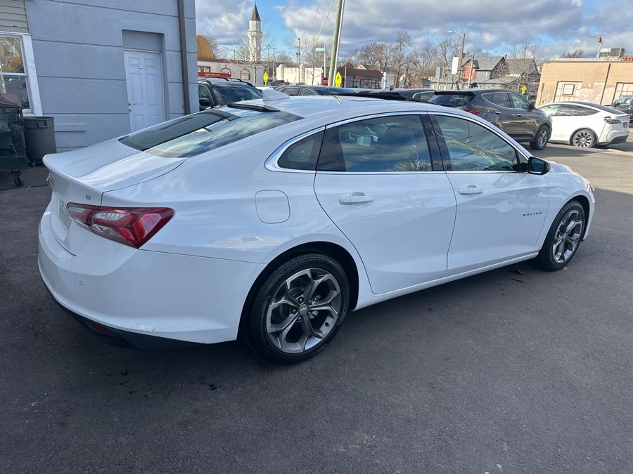 2021 Chevrolet Malibu 4dr Sdn LT photo