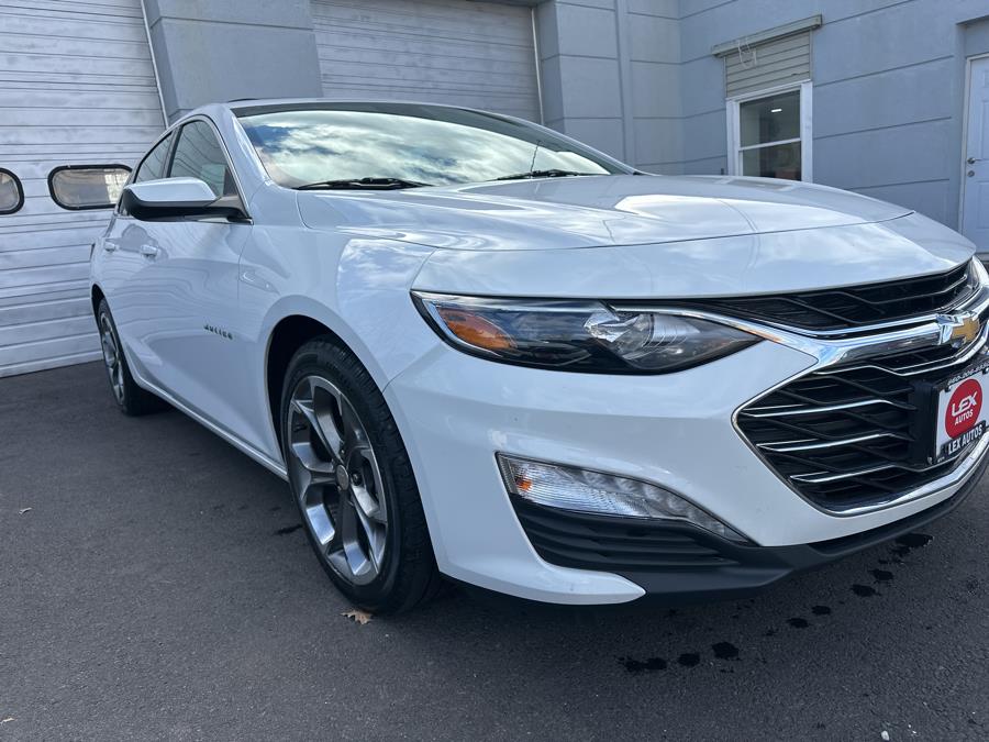 2021 Chevrolet Malibu 4dr Sdn LT photo