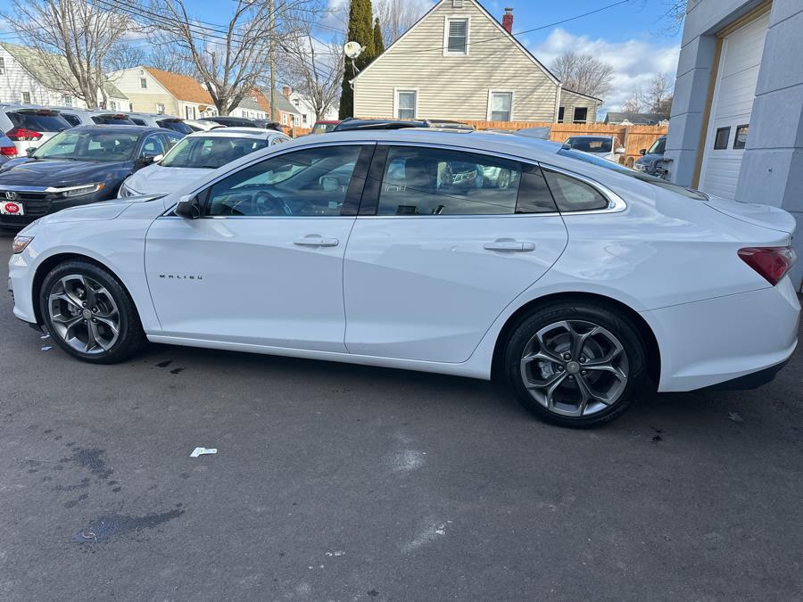 2021 Chevrolet Malibu 4dr Sdn LT photo