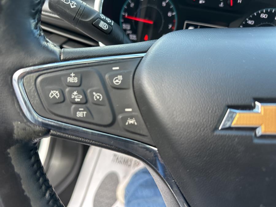 2021 Chevrolet Malibu 4dr Sdn LT photo