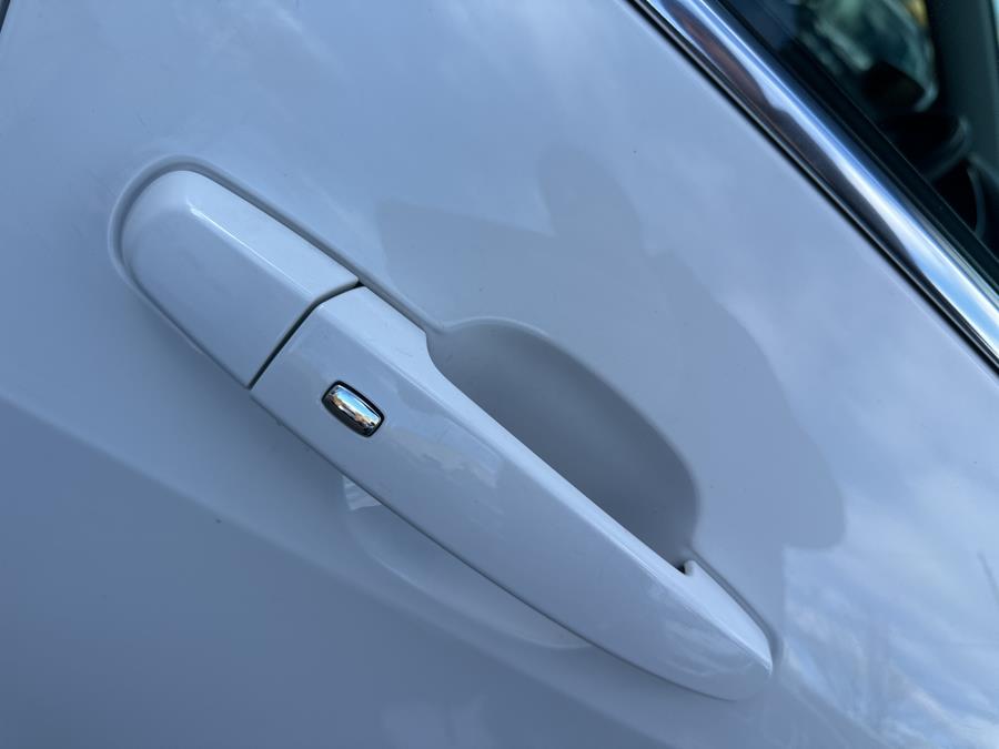2021 Chevrolet Malibu 4dr Sdn LT photo