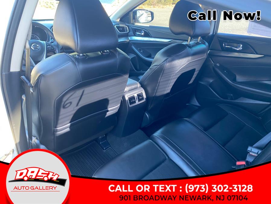 2021 Nissan Maxima SV 3.5L photo