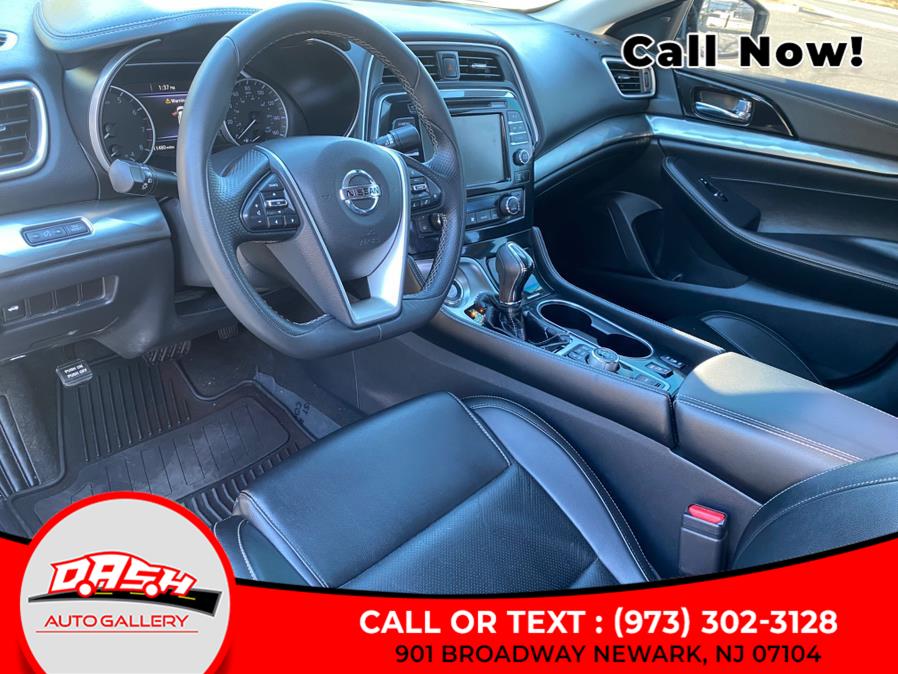 2021 Nissan Maxima SV 3.5L photo