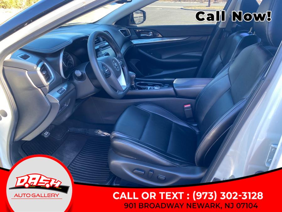 2021 Nissan Maxima SV 3.5L photo