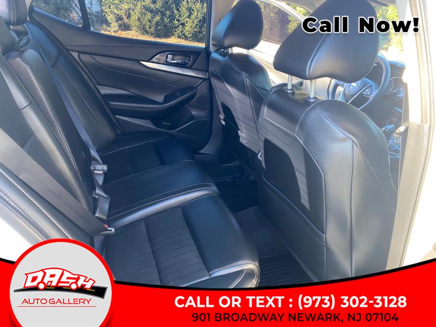 2021 Nissan Maxima SV 3.5L photo
